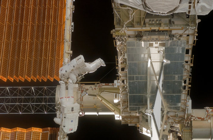 Spacewalkers to Help Fold ISS Solar Array